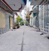 BÌNH TÂN ‘ SÁT Q6 ‘ 32 m 3 TẦNG ‘ 4 x 8 m giá nhỉnh 3 xx tỷ TL  HẺM 4 m   Mô tả 3 TẦNG ‘