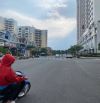 BÁN SHOPHOUSE - KĐT PHÚ MỸ HƯNG - 200m2 - NGANG 10 - MỚI TINH SẴN DÒNG TIỀN 1 TỶ/NĂM