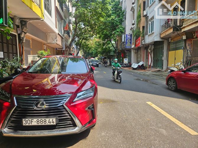 HOA HẬU QUANG TRUNG, Ô TÔ ĐỖ CỔNG, phố Quang Trung, Hà Đông, 40m nhỉnh 8 tỷ, CÓ TL.