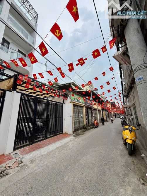 SIÊU HIẾM Ô TÔ ĐỖ GẦN, nhà phố Quang Trung 43m 5 tầng CHỈ 8 tỷ, THƯƠNG LƯỢNG MẠNH