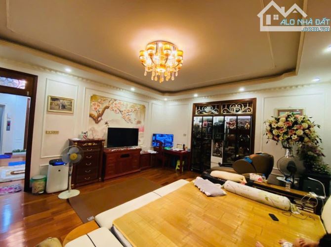 BÁN NHÀ ĐÔ NGHĨA HÀ ĐÔNG_ TẶNG FULLNỘI THẤT NHẬP KHẨU_GẦN CÔNG VIÊN_DT:77M_GIÁ:14,6 TỶ