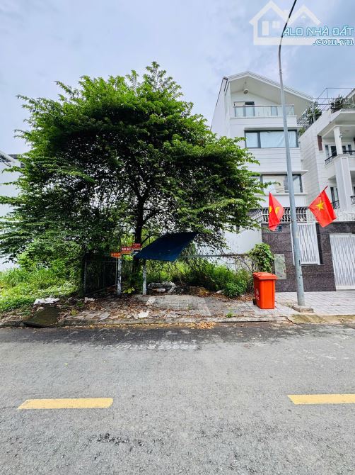 Bán đất đường 48 Bình Trưng Tây Quận 2 giá 24,6 tỷ