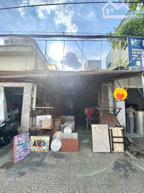 Mặt tiền kinh doanh Tân Sơn  Phường 12  Gò Vấp  4x20m  Chỉ 11 Tỷ còn thương lượng