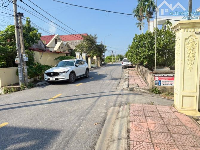 Lô góc 112m2  trục thôn Cẩm La, Thanh Sơn, Kiến Thụy