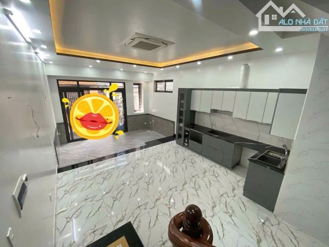 Cho thuê nhà ngõ Trần Nguyên Hãn mới tinh - Lê Chân - Hải Phòng
