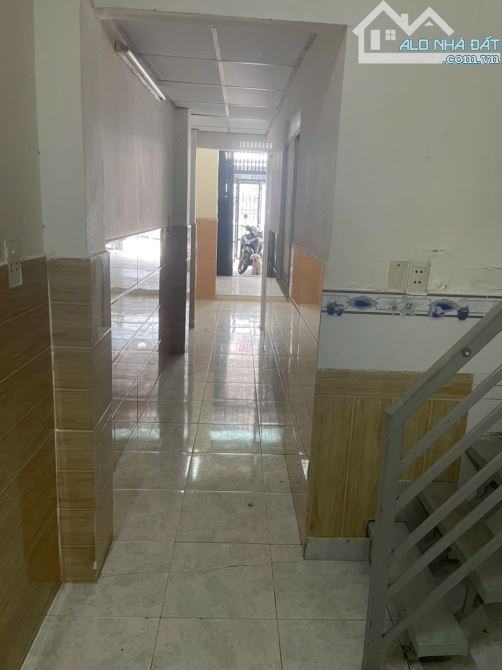 Cho thuê nhà Đặng Thuỳ Trâm, P.13, 4x20m, 1 trệt, 1 lửng, 13tr, TL