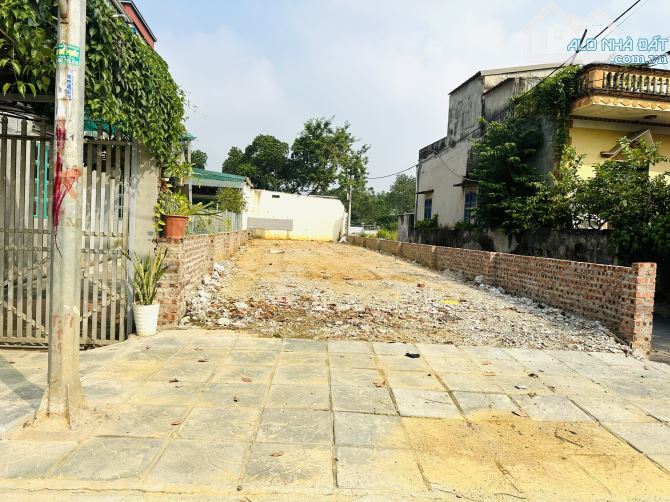 ✨ ĐẤT 256M² – TRỤC CHÍNH LIÊN HUYỆN, HÒA THẠCH | NHÀ 2 TẦNG MỚI – KINH DOANH NGAY