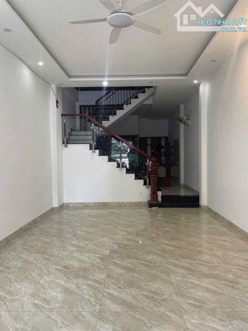 💝 MT LÊ VĂN HIẾN - Ngũ Hành Sơn: 75m², ngang 4,5m - 9 TYỶ   + Nhà 3 tầng với 3 phòng ngủ