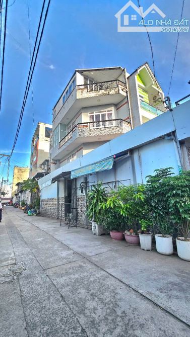 BÁN NHÀ 2 MẶT TIỀN 3 TẦNG 4X15 HƯƠNG LỘ 2 HẺM XE TẢI NÉ NHAU GIÁ 3,75 TỶ THƯƠNG LƯỢNG
