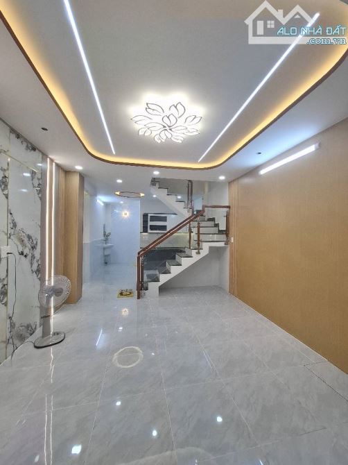 BÁN NHÀ MỚI ĐẸP 2 TẦNG TÂN KỲ TÂN QUÝ, 40M2, ĐƯỜNG XE HƠI TRÁNH NHAU, GIÁ NHỈNH 4 TỶ
