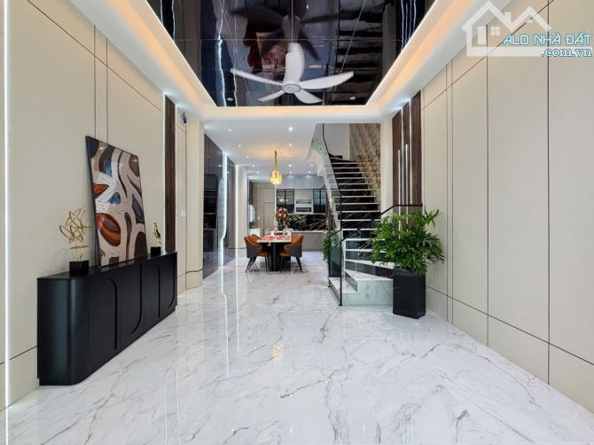 Siêu phẩm nhà phố có gara ô tô 5 tầng 4 phòng 72m2 đường Nguyễn Văn Khối P8 Gò Vấp