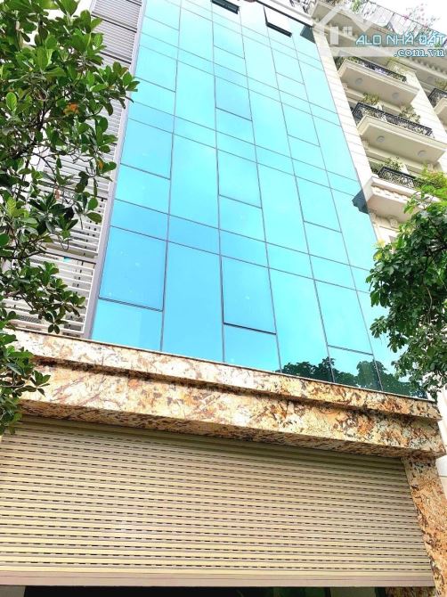 Cần bán toà văn phòng mặt phố Bắc Từ Liêm, SĐ 232m2x 8T, MT 10m, 48 tỷ.