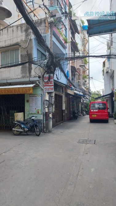 [Quận 10] Bán nhà 3 tầng, góc 2 mặt hẻm xe hơi - đường Đồng Nai, P. Hòa Hưng