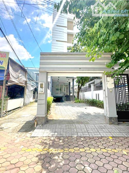 NHÀ 6 TẦNG, MẶT TIỀN KD - LÊ VĂN THỊNH, QUẬN 2