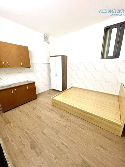NHÀ DÒNG TIỀN 40TRIỆU/T- DỊCH VỌNG CẦU GIẤY- GẦN CÔNG VIÊN, ĐƯỜNG THÀNH THÁI