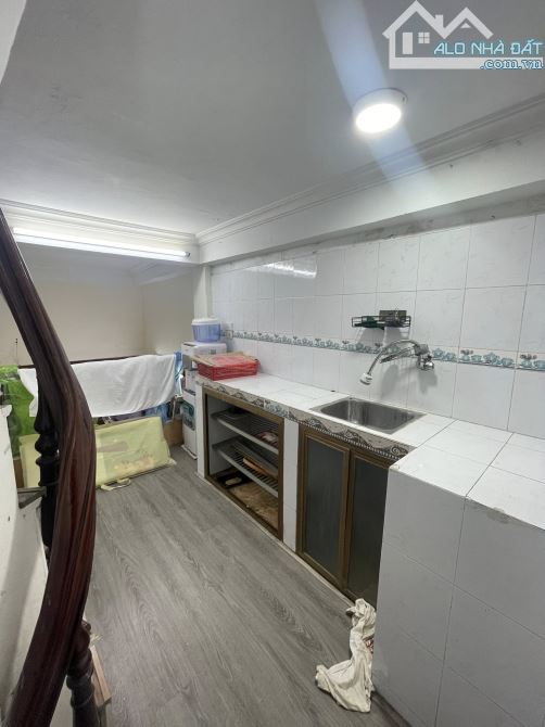 Hiếm  căn thuê Hàng Cháo 5 tầng, 3 ngủ, 2 vệ sinh chỉ 7 Triệu (có tl)