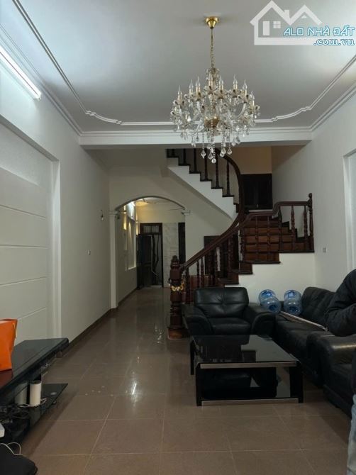 🌿 Bán biệt thự Lê Trọng Tấn, ô tô tránh – view hồ, 86m², giá 27.4 tỷ