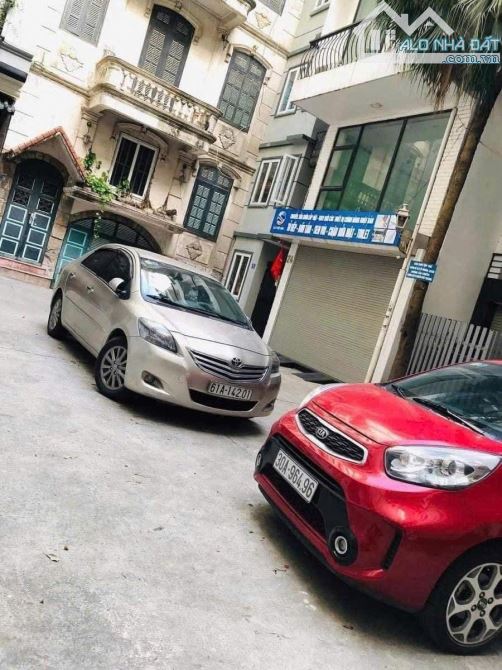 Bán nhà Kim Mã quận Ba Đình 222m2 MT8m-5Tầng Ô Tô Tránh Dừng Đỗ Xây Toà Văn Phòng Cực Đẹp