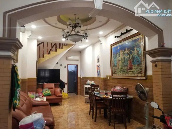 BÁN NHÀ HẺM XE TẢI – NGUYỄN THIỆN THUẬT, P.3, Q.3 – 57M² – 4 TẦNG – 19,5 TỶ