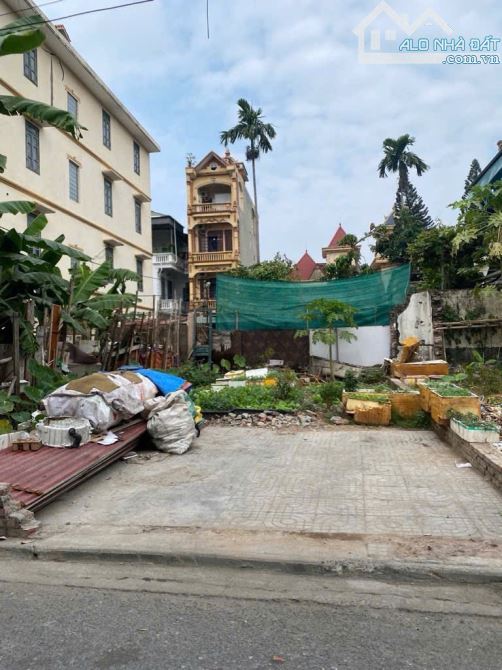 Đất Ô Cách, Việt Hưng 70m, mặt tiền 4.7m. Giá đầu tư