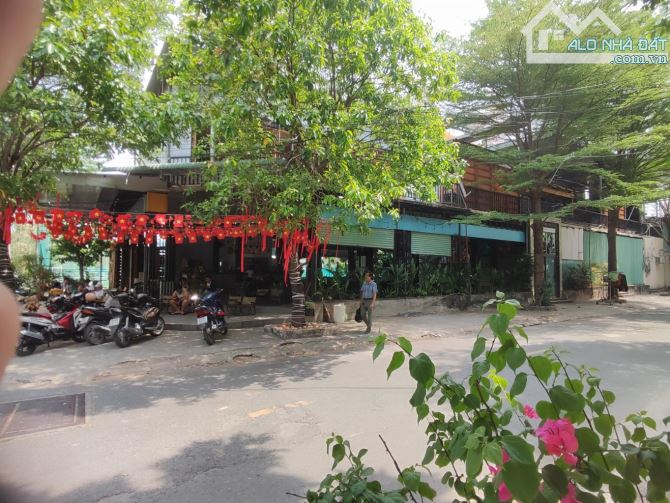 Lô đất 3 MT đường 10m, Bình Trưng Đông, Quận 2, 7575m2, giá 300 tỷ