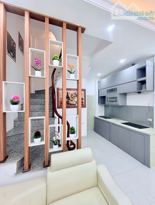 Bán nhà khu đô thị đô nghĩa 31m2 5T full nội thất ngõ ô tô