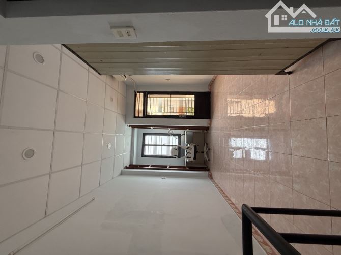 Bán nhà hẻm 156 Tân Mỹ P Tân Thuận Tây Quận 7. 16m2