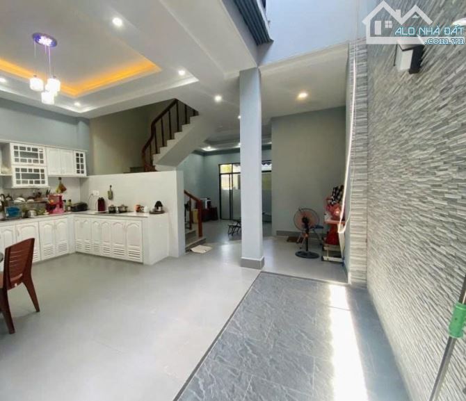 🏡 NHÀ MỚI PHONG CÁCH TỐI GIẢN – PHAN VĂN ĐỊNH | 138m² – CHỈ 7,5 TỶ 🏡