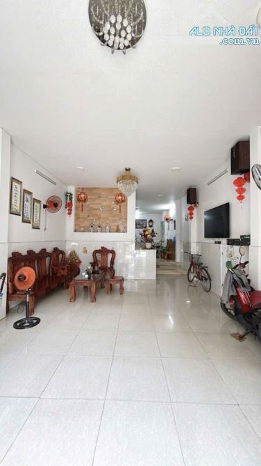 BÁN NHÀ 4 TẦNG ĐƯỜNG SỐ 10 P.BHHB 5X18 HẺM XE HƠI THÔNG CHÍNH CHỦ GIÁ 6,4TỶ TL