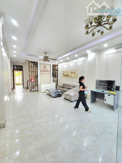 THỊ TRẤN NHƯ QUỲNH VĂN LÂM HƯNG YÊN