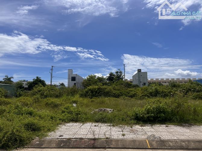 Bán đất đường 5m5 lô sạch đẹp MT Trung Lập 10 - KĐT Lakeside, Hoà Hiệp Nam, Đà Nẵng.