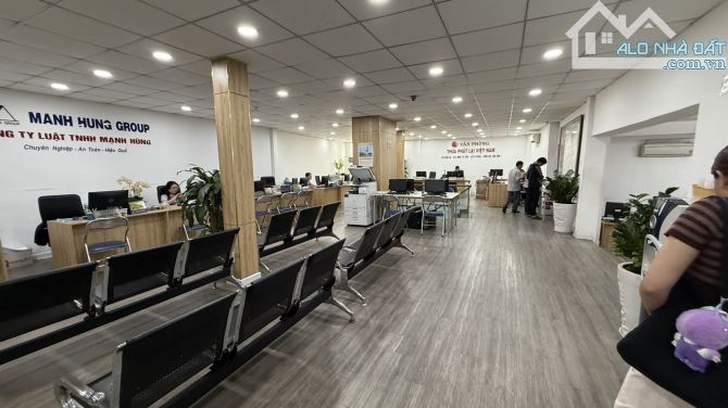 🏘🔥MẶT TIỀN CỘNG HÒA ĐỐI DIỆN ETOWN - 120M2 NGANG 4.3M NỞ HẬU  - 5 TẦNG - CHỈ 40 TỶ.