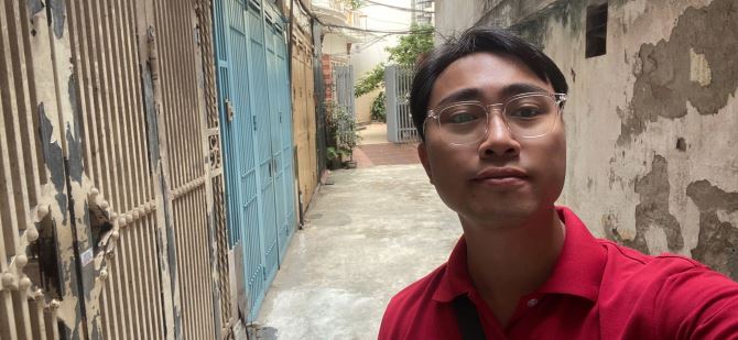 Pháo Đài Láng - Nhà dân xây chắc chắn - Hai thoáng - Ngõ nông - Gần phố