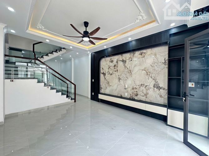 Bán nhà tại Đằng Hải, Đằng Hải,Hải An. 46m²db, 3,5 tầng, giá 3,75 tỷ., ô tô đỗ cửa.