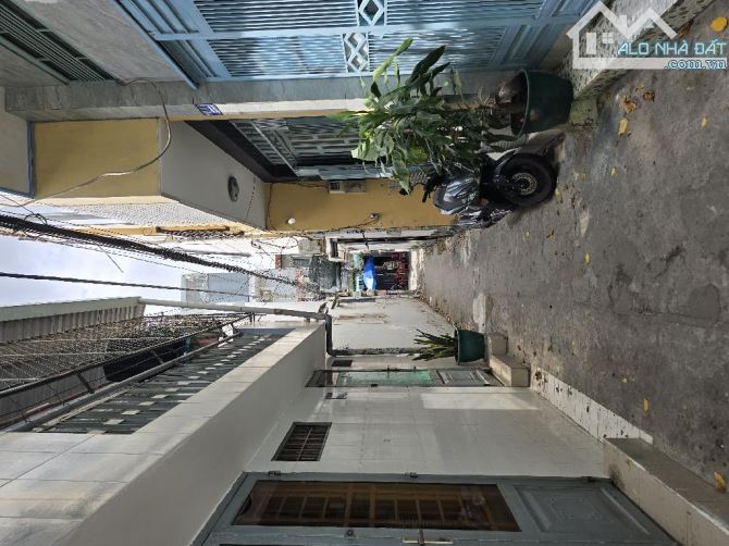 Bán nhà hẻm Lê Văn Lương P Tân Kiểng Quận 7. 97m2