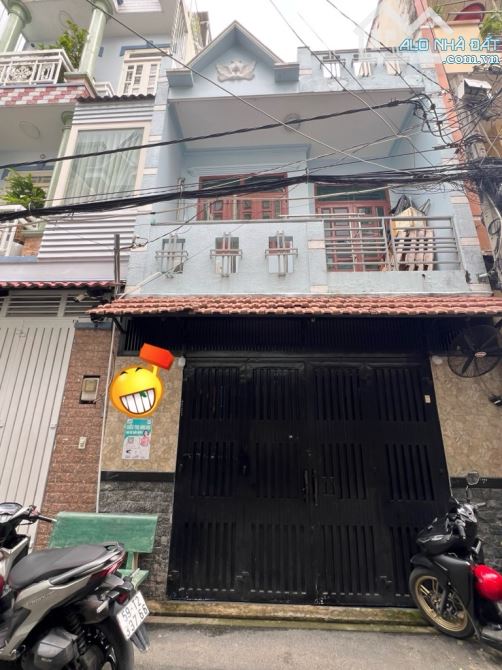 Nhà 2 tầng đường LÂM THỊ HỐ phường TCH Q12 dt 45m2 (4,5x10) Hẻm Ôtô DÒNG TIỀN 6TR/TH