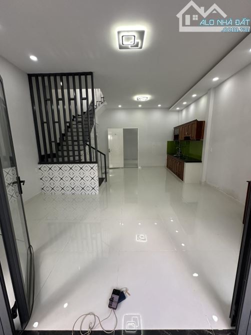 TÂN PHÚ HUỲNH THIỆN LỘC-NHÀ MỚI 2 TẦNG ĐẸP LUNG LINH -70M2- NGANG KHỦNG 5M, NỞ HẬU 5M8