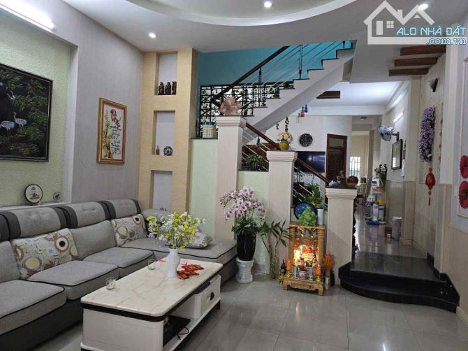 🌟 NHÀ 3 TẦNG ĐẸP TRUNG TÂM HOÀ THỌ ĐÔNG – GIÁ CHỈ 7,05 TỶ! 🌟
