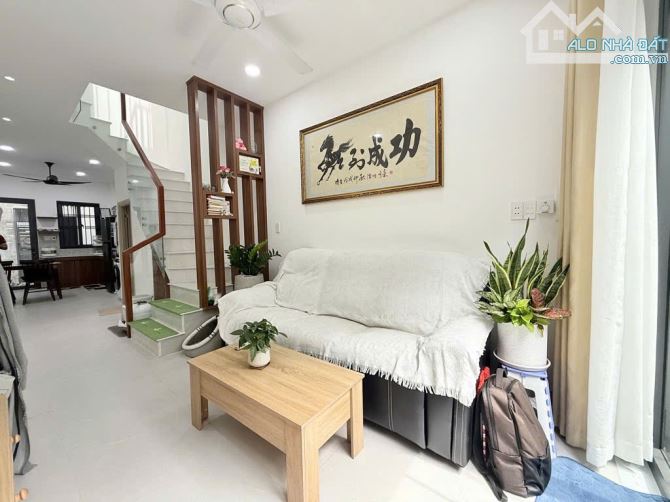 NHÀ ĐẸP PHAN ĐĂNG LƯU - MẶT TIỀN XE HƠI THÔNG - GẦN 40M2 - 2TẦNG - CHỈ 6.X TỶ - BÌNH THẠNH