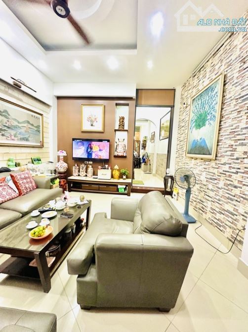 SIÊU PHẨM - PHỐ LƯƠNG KHÁNH THIỆN       58m - 4 tầng - mt 4,5 m - 13 ,8 tỷ