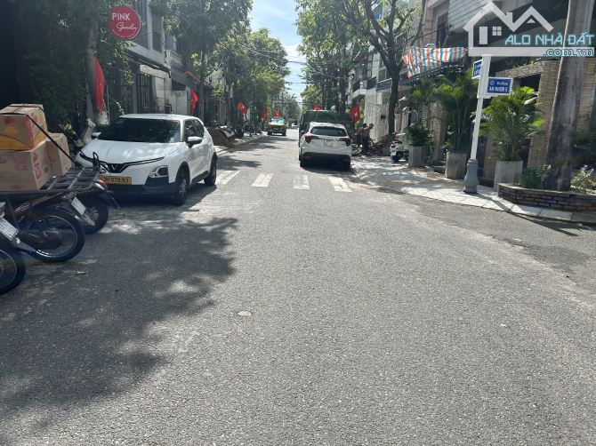 Sập Hầm nhà 2 Tầng Mt Đường Tạ Mỹ Duật sát Phố Hàn Biển Mỹ Khê.