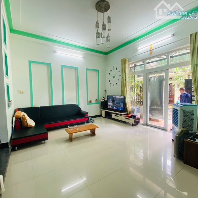🏡 NHÀ 3 TẦNG KIÊN CỐ TỪ DÂN. CHỈ 5,X TỶ-CAO XUÂN DỤC,VỸ DẠ,HUẾ🏡