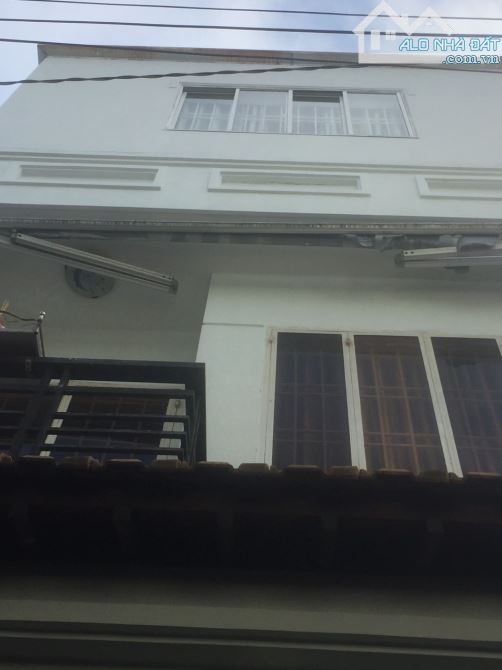 Cần BÁN NHÀ ĐƯỜNG NGUYỄN VĂN QUỲ QUẬN 7 DT4,1X11,2 M 1 TRỆT 2 LẦU 4 PN GIÁ 3,1 TỶ