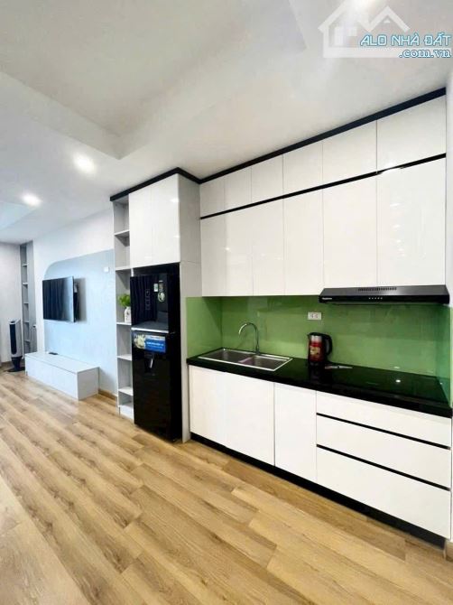 Cho thuê căn hộ chung cư TMS, địa chỉ 28 Nguyễn Huệ, Quy Nhơn View biển đẹp