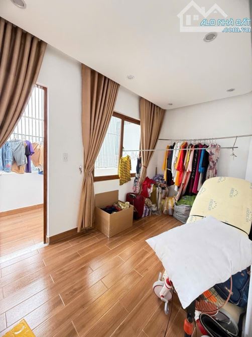 BÁN NHÀ 3 TẦNG ĐƯỜNG ĐỐNG ĐA GIÁ 3.8TỶ
