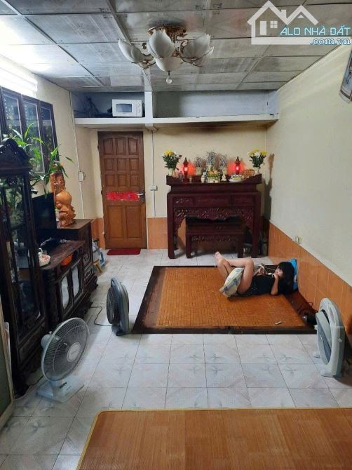 🌟Giá Rẻ! Chỉ 3,39 tỷ tập thể Kim Liên_Đống Đa_ Tầng 3_2 thoáng_50m2 2pn ở ngay🌟