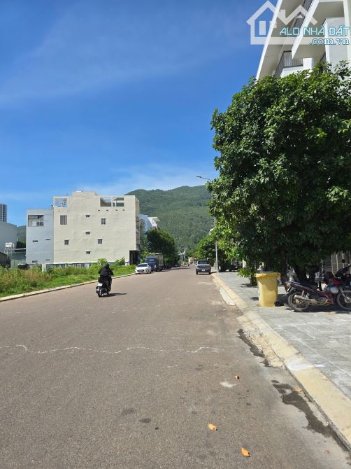 Bán lô đất mặt tiền đường Hoài Thanh, khu đô thị An Phước, Quy Nhơn, Bình Định
