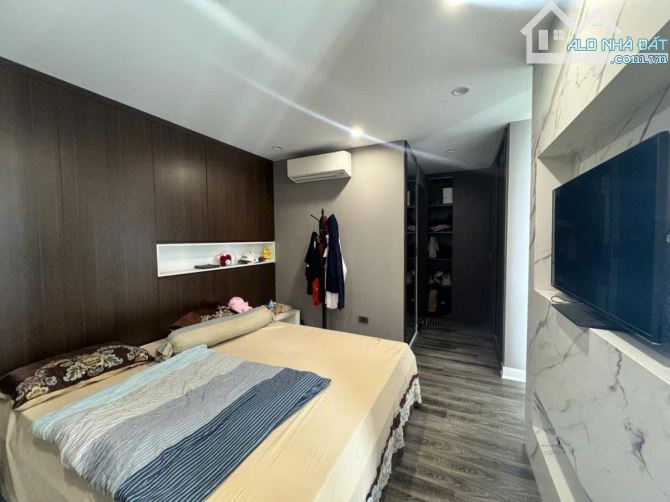 Cực sốc, bán nhà Cổ Nhuế, 100m2 giá quá hời, QH ổn định, thoáng, cách phố 20m