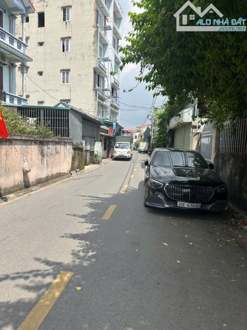 Hoa hậu Đông Dư, đường trải nhựa 2 ô tô tránh🚘🚘