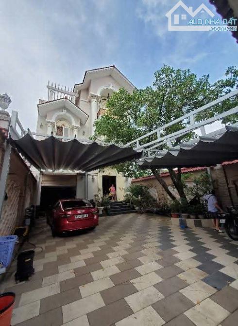 💎 BIỆT THỰ SÂN VƯỜN NGHỈ DƯỠNG – KHU BIỆT THỰ ĐẲNG CẤP – QUẬN BÌNH THẠNH - BÁN GẤP